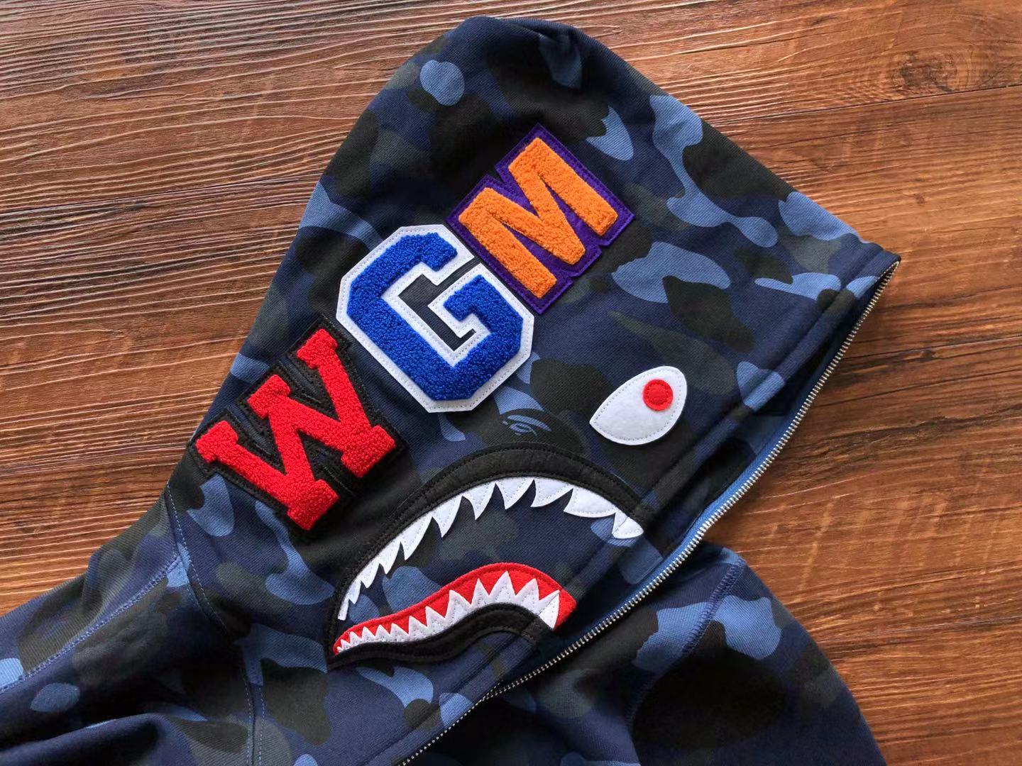 HOODIE DRIPPED