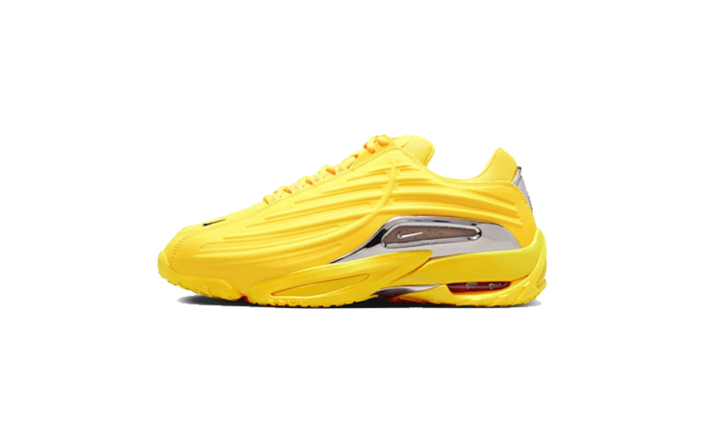 NIKE NOCTA HOT STEP