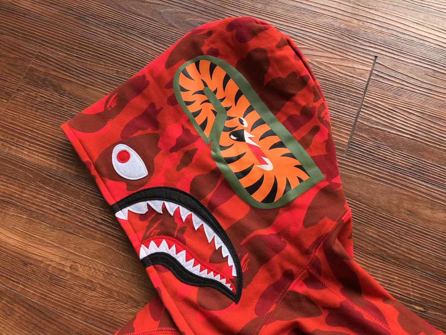 HOODIE DRIPPED