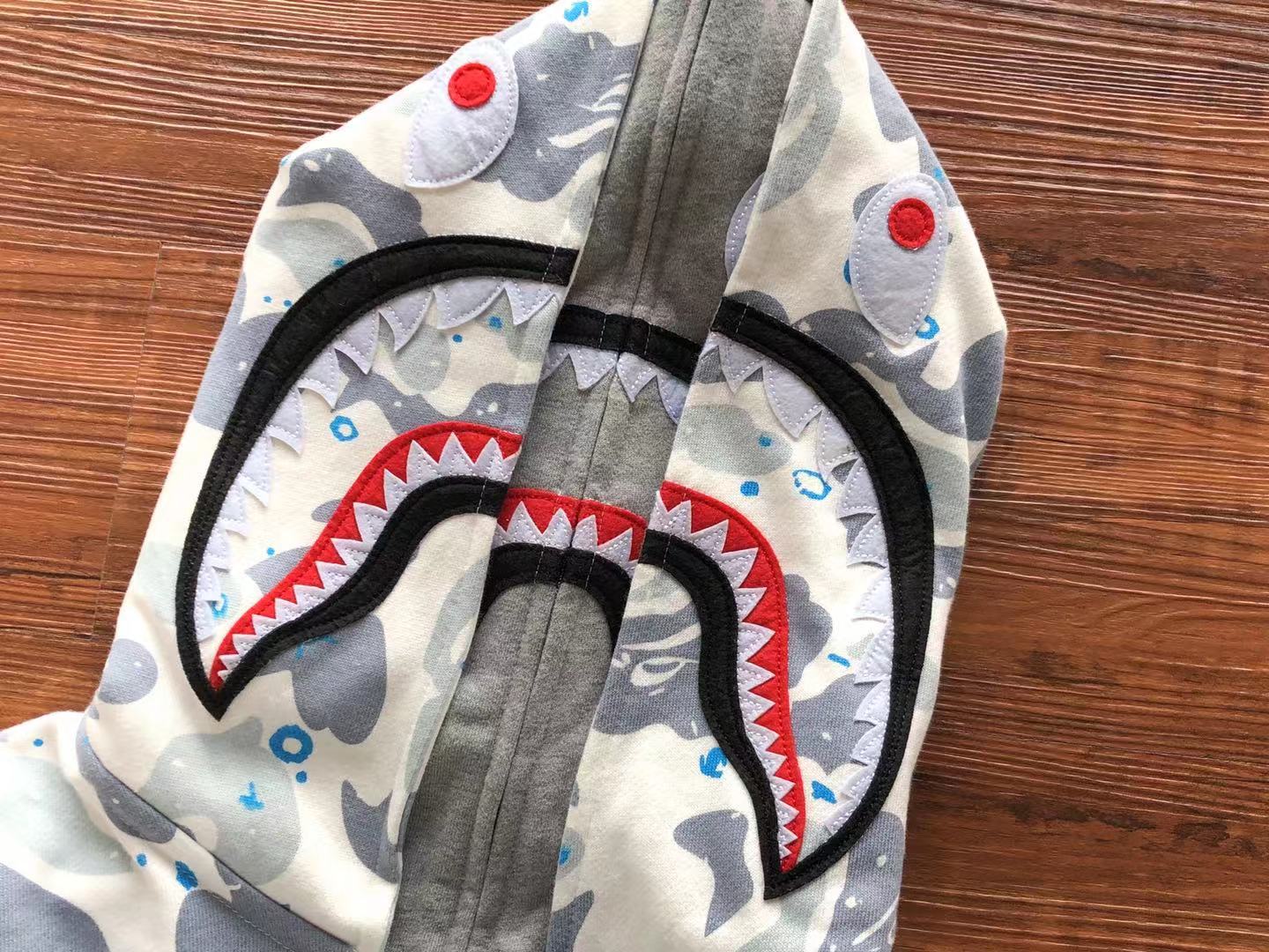 HOODIE DRIPPED