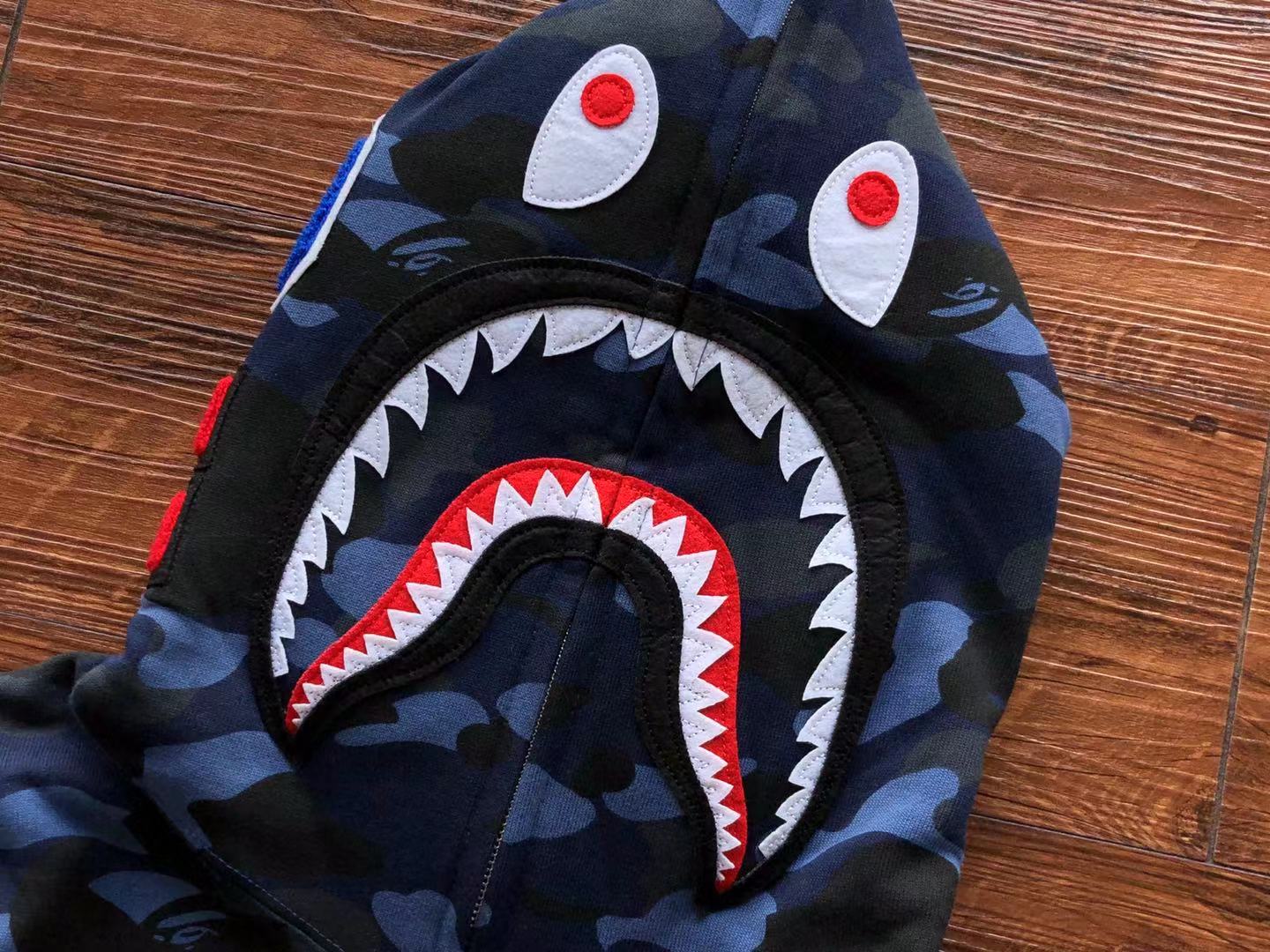 HOODIE DRIPPED