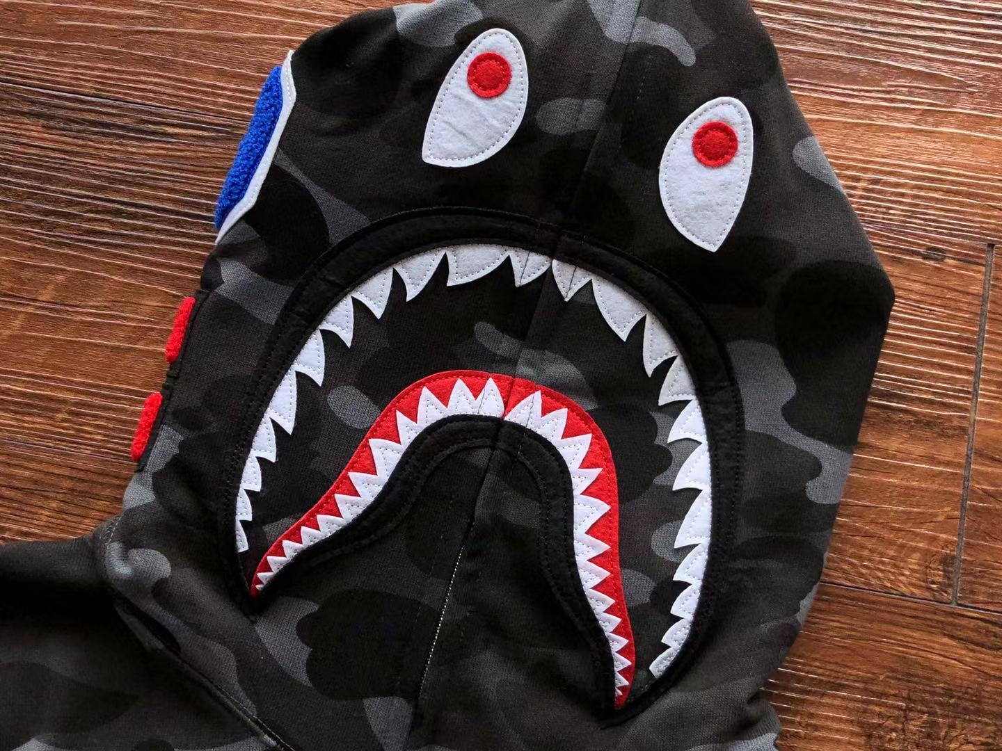 HOODIE DRIPPED